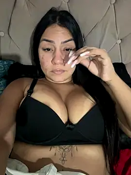 julianamascarada online show from 10-04-25, 01:18