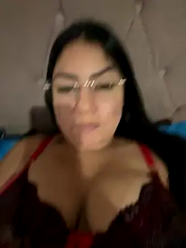 julianamascarada online show from 11-22-25, 01:15