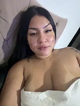 julianamascarada online show from 09-19-25, 12:25