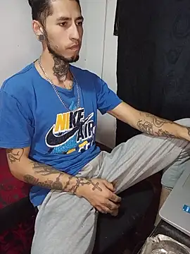 Snapshot of Tattoboy19cm chatting on 05-17-26, 03:17 Tattoboy19cm online show from 05-17-26, 03:17