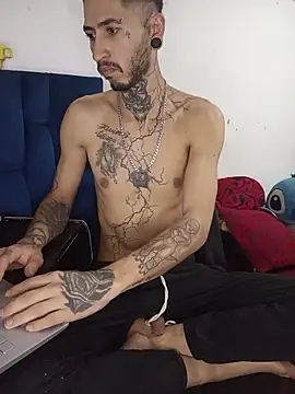 Tattoboy19cm online show from 07-10-26, 04:40