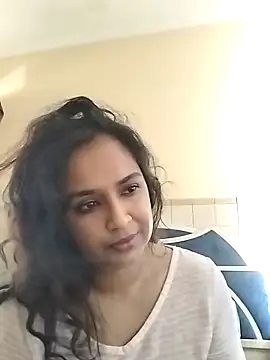 cute indianxo online show from 02-10-26, 06:56