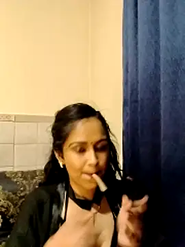 cute indianxo online show from 04-07-26, 05:15