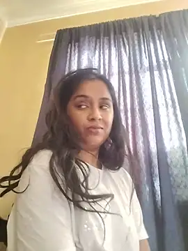 Snapshot of cute_indianxo chatting on 06-02-26, 09:42 cute indianxo online show from 06-02-26, 09:42