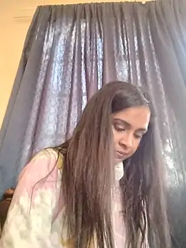 Snapshot of cute_indianxo chatting on 06-06-26, 06:40 cute indianxo online show from 06-06-26, 06:40