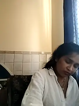 Snapshot of cute_indianxo chatting on 06-25-26, 10:31 cute indianxo online show from 06-25-26, 10:31