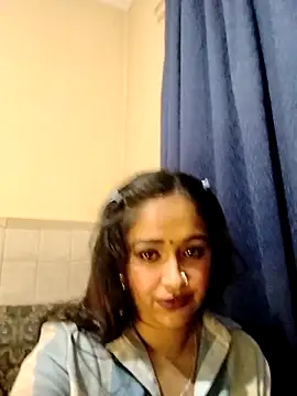 cute indianxo online show from 04-23-26, 05:58
