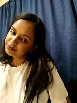 cute indianxo online show from 01-14-26, 07:06