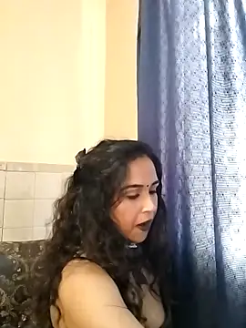 cute indianxo online show from 05-19-26, 10:55