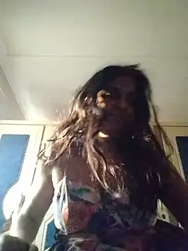 Snapshot of cute_indianxo chatting on 06-15-26, 05:29 cute indianxo online show from 06-15-26, 05:29