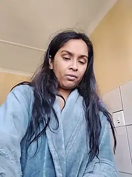 Snapshot of cute_indianxo chatting on 06-12-26, 07:28 cute indianxo online show from 06-12-26, 07:28