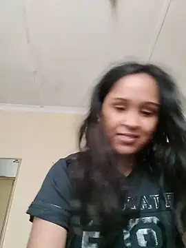 Snapshot of cute_indianxo chatting on 06-16-26, 10:15 cute indianxo online show from 06-16-26, 10:15