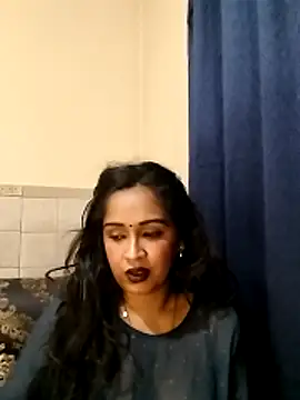 Snapshot of cute_indianxo chatting on 06-15-26, 07:57 cute indianxo online show from 06-15-26, 07:57