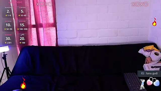 Snapshot of lunagudis chatting on 01-07-26, 03:06 lunagudis online show from 01-07-26, 03:06