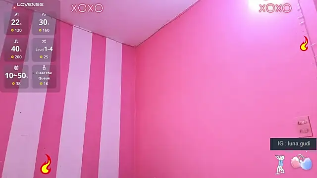 Snapshot of lunagudis chatting on 07-08-26, 02:40 lunagudis online show from 07-08-26, 02:40