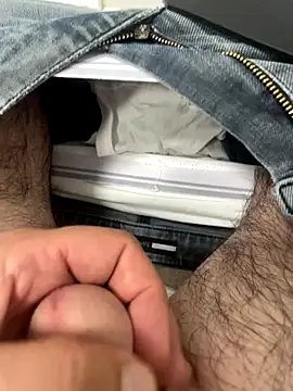 Heros2000 online show from 10-19-25, 05:16