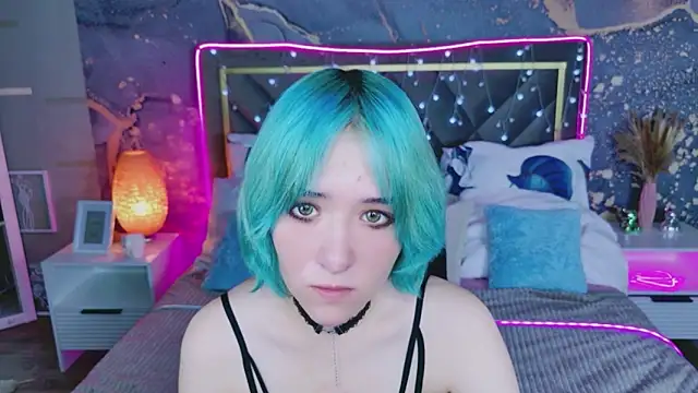 Ketrin Jones online show from 05-18-26, 05:56