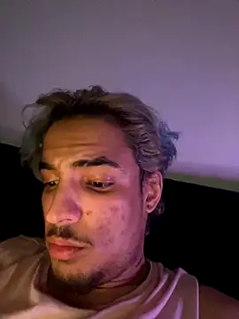 luluycoco online show from 11-22-25, 08:24