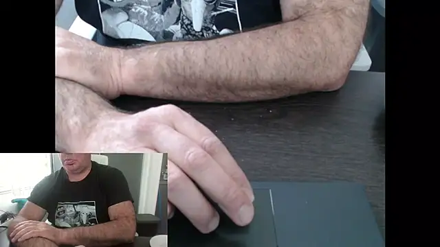 Snapshot of DadBearBi chatting on 02-17-26, 12:24 DadBearBi online show from 02-17-26, 12:24