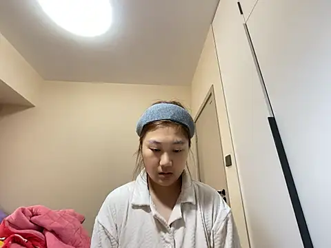 xena0501 online show from 02-25-26, 09:31