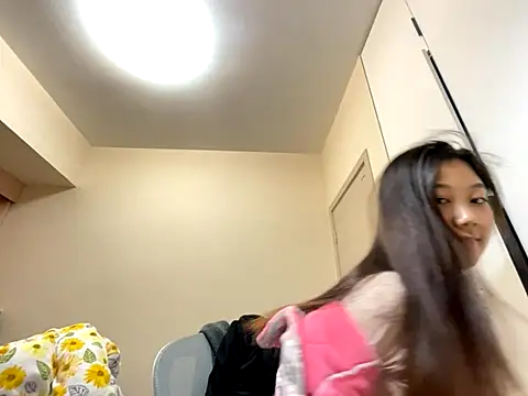 xena0501 online show from 12-16-25, 07:23