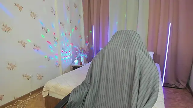  Shy Jenny  online show from 05-08-26, 01:09
