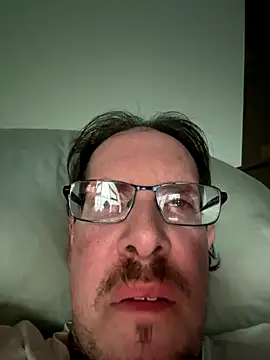 Snapshot of JJG327 chatting on 09-17-25, 12:07 JJG327 online show from 09-17-25, 12:07