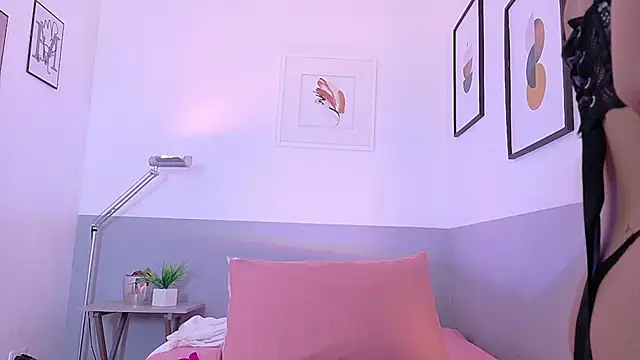 cutepetitee online show from 02-03-26, 07:41