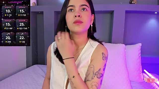 MaiaaCandy online show from 10-16-25, 08:17