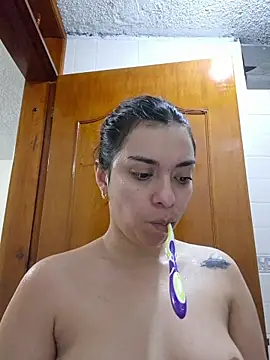 AmaiaSalvatore online show from 04-18-26, 11:05