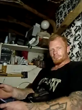 Snapshot of ed31devall chatting on 03-23-26, 04:45 ed31devall online show from 03-23-26, 04:45