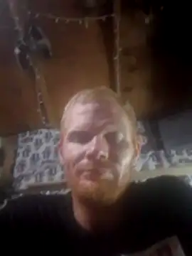 Snapshot of ed31devall chatting on 03-26-26, 05:17 ed31devall online show from 03-26-26, 05:17