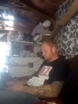 Snapshot of ed31devall chatting on 03-24-26, 01:05 ed31devall online show from 03-24-26, 01:05