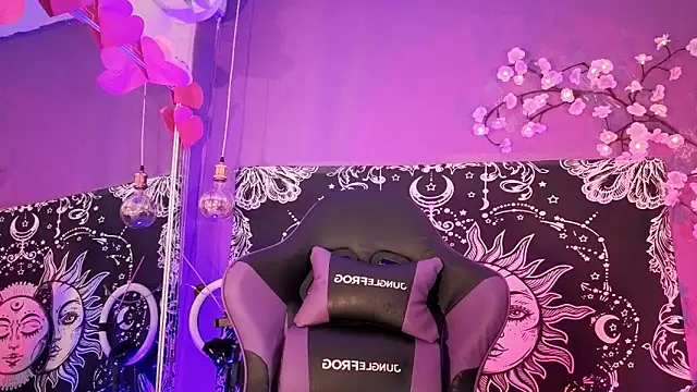 Snapshot of Gaia_Gatex chatting on 02-24-26, 12:39 Gaia Gatex online show from 02-24-26, 12:39