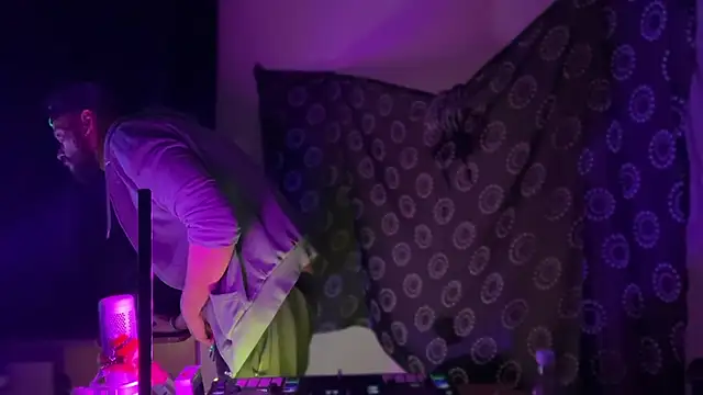 DjDiCKmannOnE online show from 04-21-26, 08:15