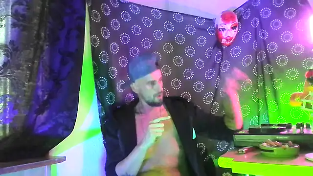 DjDiCKmannOnE online show from 02-08-26, 10:13