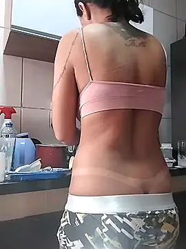 dyjaA online show from 10-27-25, 12:39