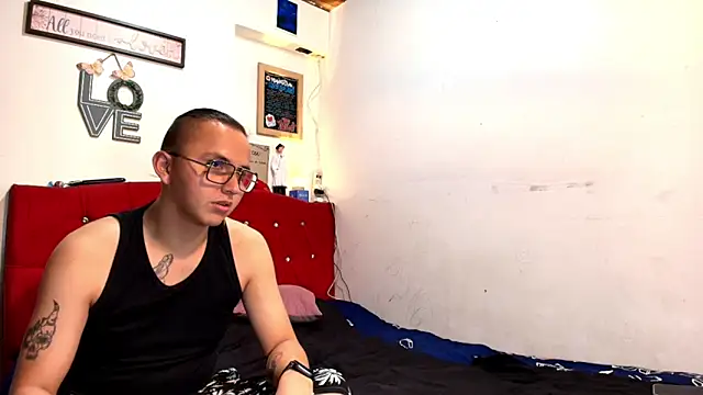 Husbands Horny online show from 09-23-25, 04:25