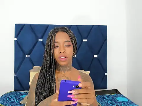 Pauline Fox online show from 10-15-25, 12:24