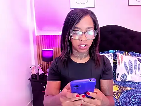 Pauline Fox online show from 05-29-26, 02:39
