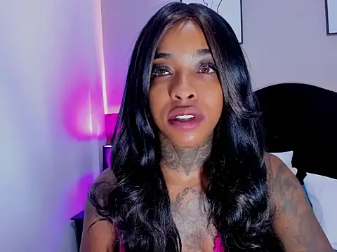 Pauline Fox online show from 03-08-26, 03:15