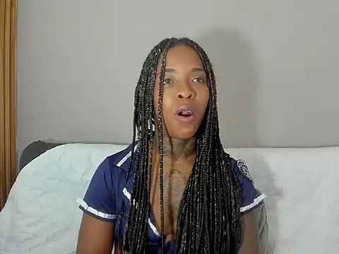 Pauline Fox online show from 09-29-25, 10:33