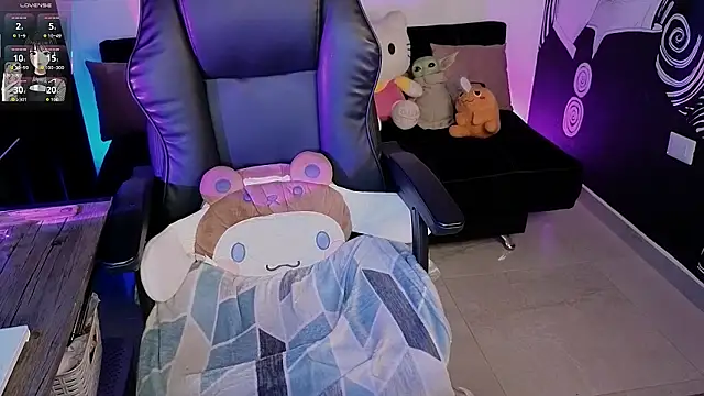 Snapshot of Yuhwan_ chatting on 02-13-26, 01:05 Yuhwan online show from 02-13-26, 01:05