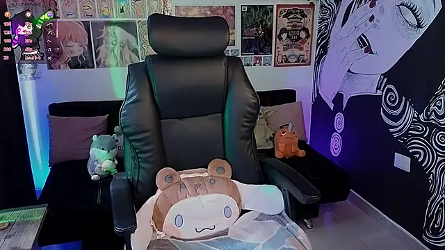 Yuhwan  online show from 11-13-25, 06:56