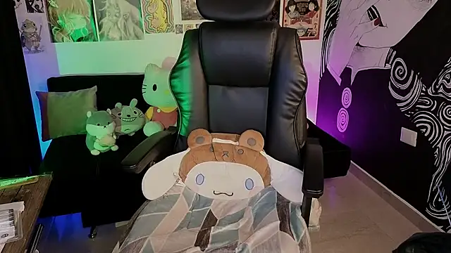 Snapshot of Yuhwan_ chatting on 02-11-26, 12:32 Yuhwan online show from 02-11-26, 12:32