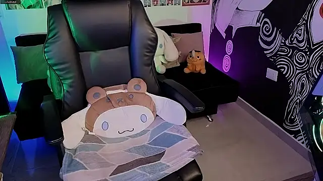 Snapshot of Yuhwan_ chatting on 02-04-26, 02:28 Yuhwan online show from 02-04-26, 02:28