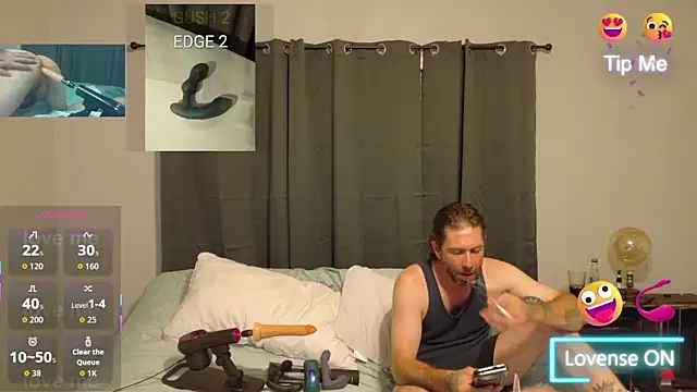 Snapshot of danoo84 chatting on 10-20-25, 03:08 danoo84 online show from 10-20-25, 03:08