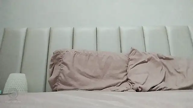 isabelly08ty online show from 04-16-26, 08:42