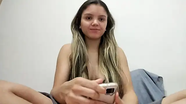 Snapshot of isabelly08ty chatting on 09-28-25, 06:26 isabelly08ty online show from 09-28-25, 06:26