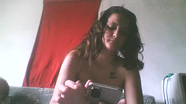 Snapshot of Themaskedgirl21 chatting on 07-13-26, 12:48 Themaskedgirl21 online show from 07-13-26, 12:48